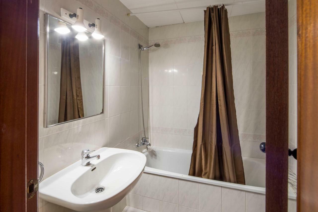Apartamento Castell De Perelada Leilighet Girona Eksteriør bilde